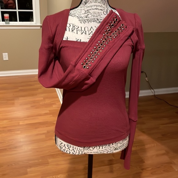 Free People Little Unruly Top NWT Size XS - Picture 3 of 7